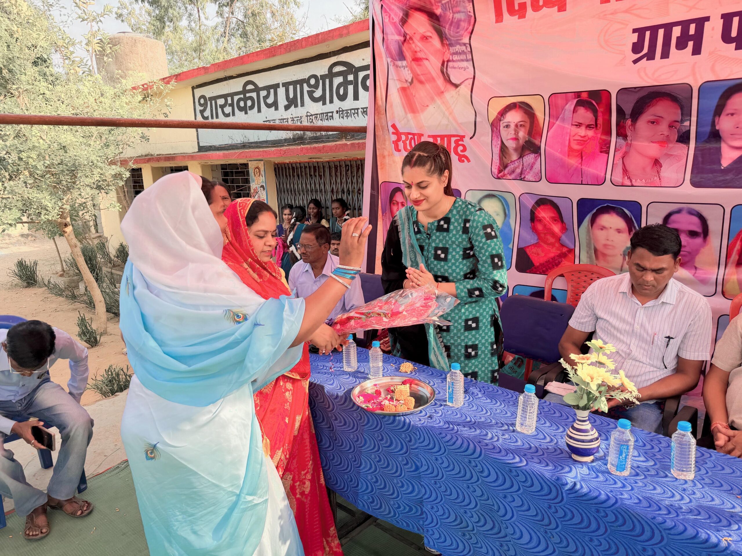 रोजगार से जुड़कर महिलाएं बदल रहीं अपनी पहचान – डॉ. एकता लंगेह।