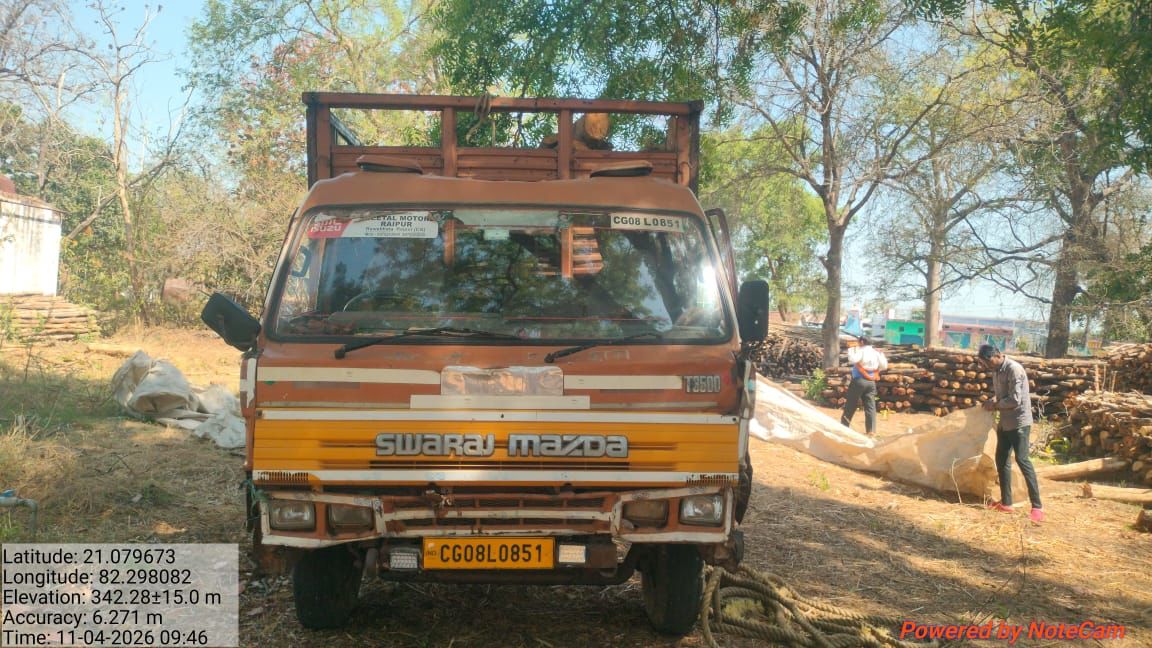खल्लारी में लकड़ी तस्करी का बड़ा खेल उजागर, वन विभाग की दबिश में ट्रक सहित तस्कर गिरफ्तार।